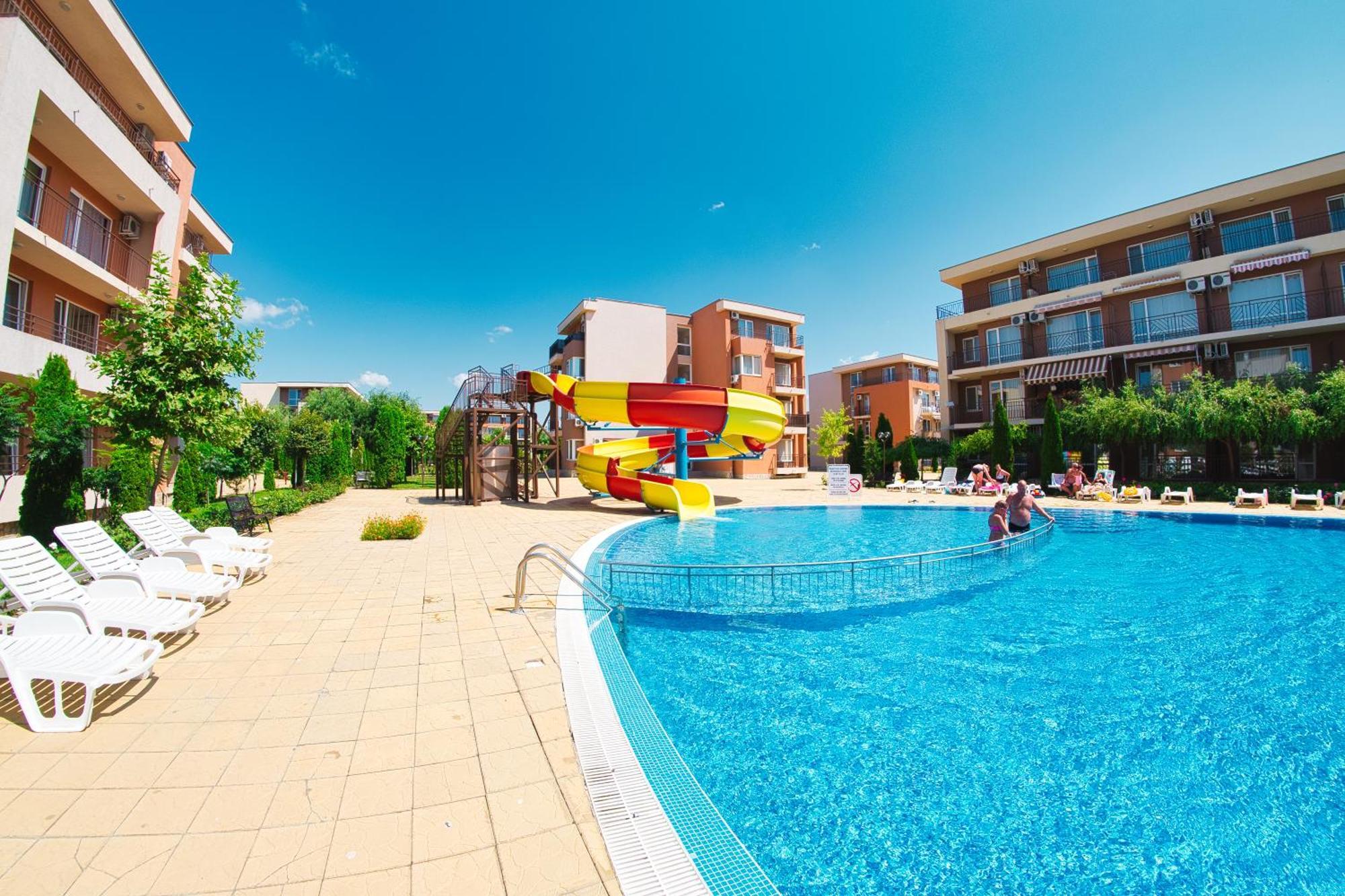 Nessebar And Holiday Fort Apartments Slăntjev Brjag Exteriör bild